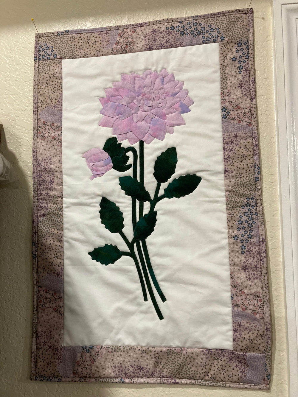 Quilt made with Apliquick Precut Stabilizer Lilac Kit