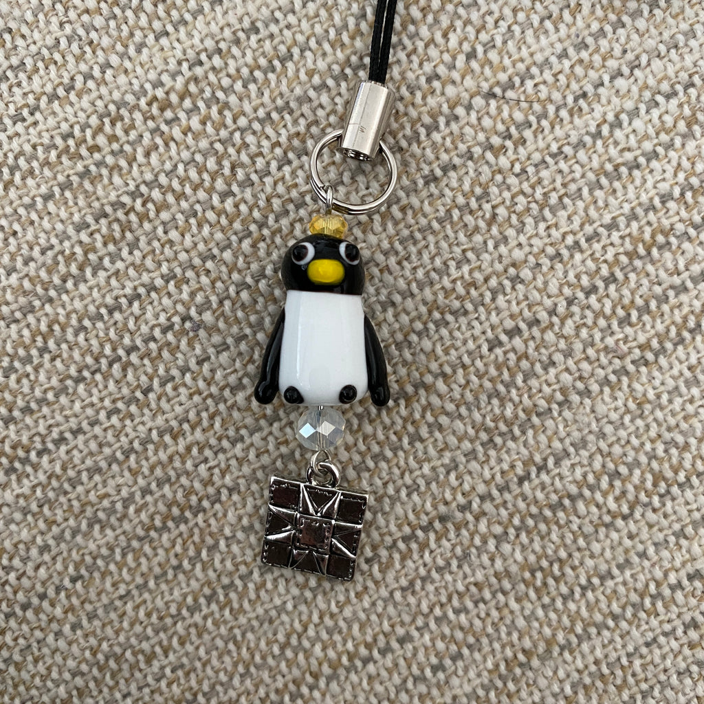 Scissor Charm - Penguin