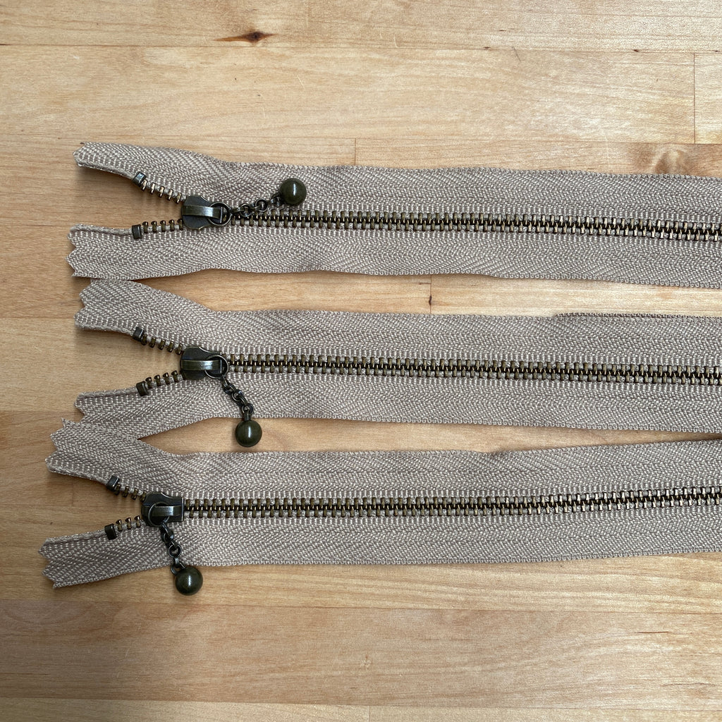 11 1/2" Zipper Pack (3pcs) beige