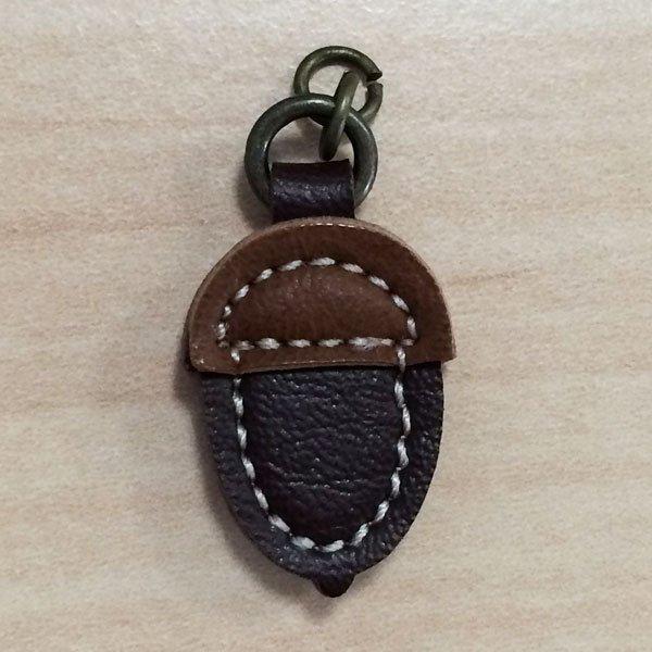 Zip Pull Acorn