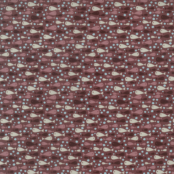Ship to Shore 706903-20 Fish - red cotton with dark red, pink and beige fish and blue bubbles