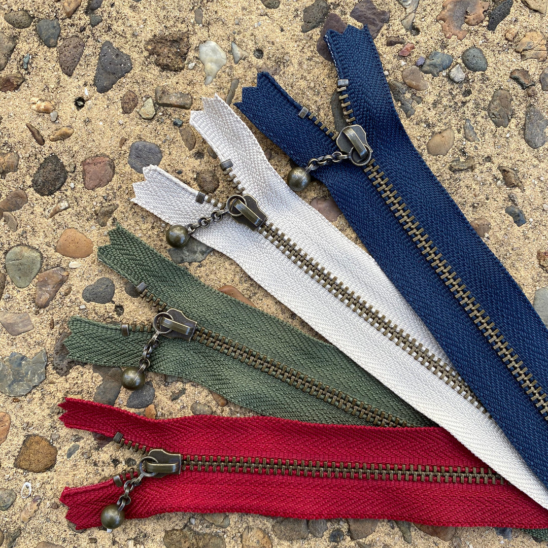 5" Mixed Color Zipper Pack - beige, red, navy and moss green
