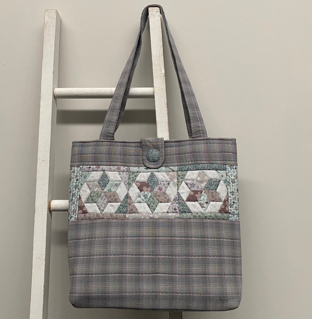 ONE SIZE FITS ALL TOTE BAG KIT – Little Cottage Quilt Shop