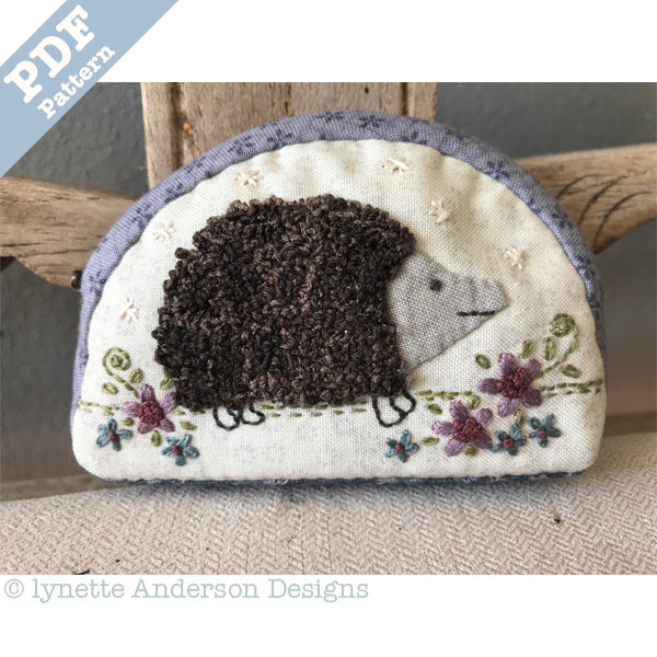Little Hedgehog Purse by Lynette Anderson