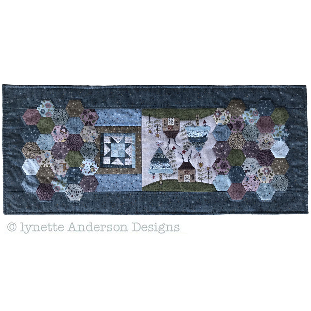 Corner of The Woods Tablerunner - pattern