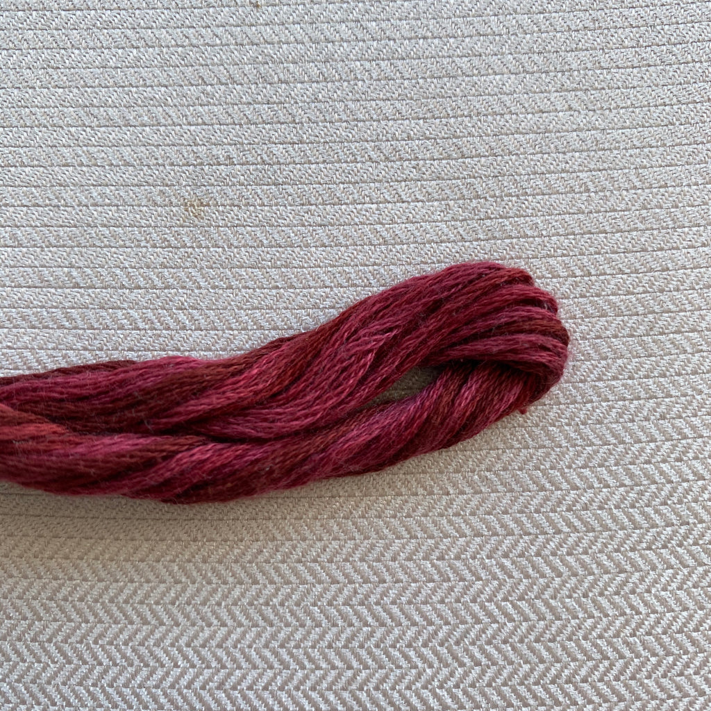 Valdani Thread O507 Rose Burgundy